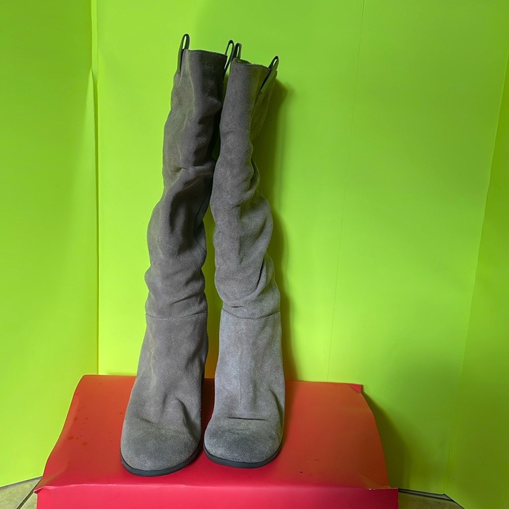 Tan suede leather boots